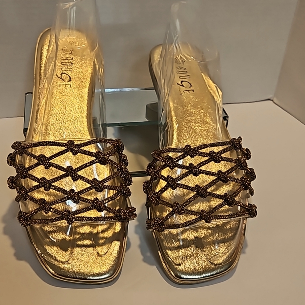 (NWT) ROUGE SANDALS - Picture 2 of 4